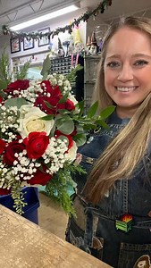 We designed this portrait bouquet back in October for one of our December weddings and we can’t wait to see the full wedding in just a few weeks! 🤩🎄🎅🏻 Stay tuned!! 😆 | Cone Flower Designs