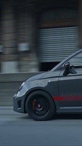 Abarth 695 XSR Yamaha. Le plaisir d'être unique. | Abarth