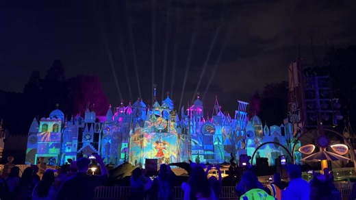 Disney is debuting an update to Tapestry of Happiness for the date of the 70th! | Disney Tourist Blog