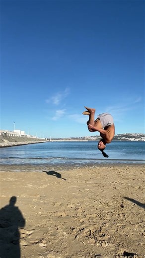 #acrobalance #parkour #lifeisbutadream #musicgenre #sports #musicsong