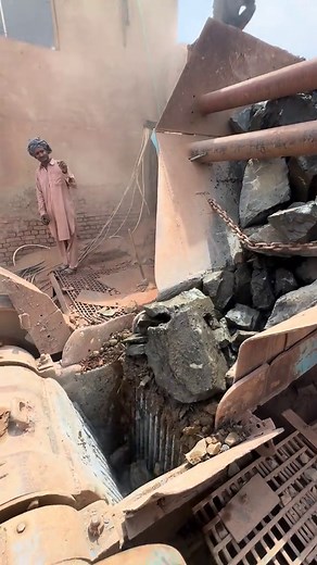 Satisfying Rock Crushing with Stone Crusher Machine