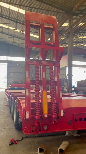 Low flatbed trailer can transport all kinds of machinery and equipment. Welcome to buy. | Trailer factory
