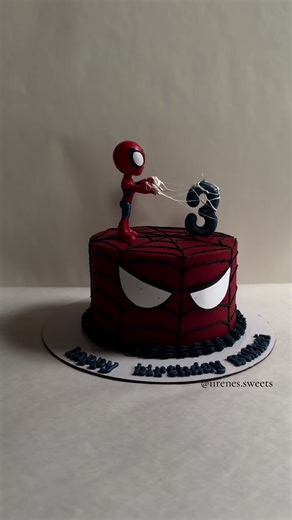 Spiderman Theme Cake 🕷️♥️💙 IG: iirenes.sweets💌 Located in Mpls, MN #spiderman #birthdaycake #spidermancake #spidermannowayhome #fyp