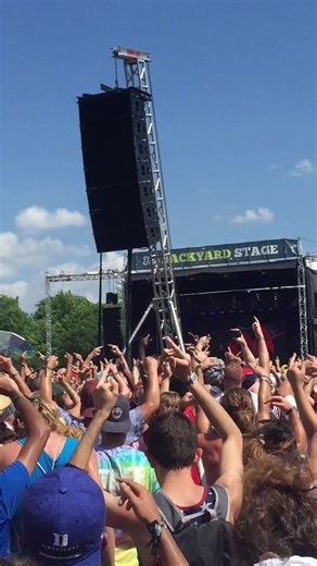 2016 core !!!! I’m actually living for all these videos and photos! Firefly music festival 🥳 Steve Aoki kudi mix in the flesh !! I’ve had this video for 10 years and I’ve never posted! So enjoy 🥳 #2016 #musicfestival #steveaoki