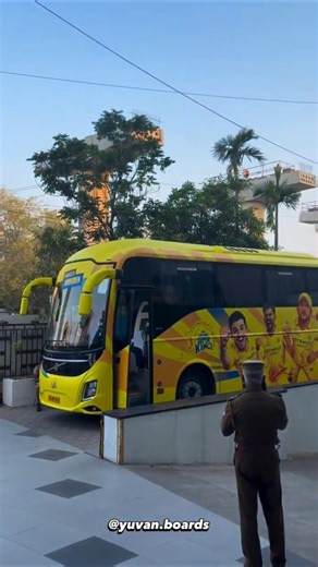 Why do CSK and RCB use 2 BUSES ??