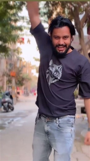 Holle Holle #trending #dance #views #love #funny #vairalvideo #motivation #youtubeshorts