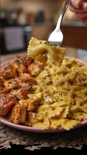 Garlic Butter Chicken Bowtie Pasta with Creamy Cheddar Sauce