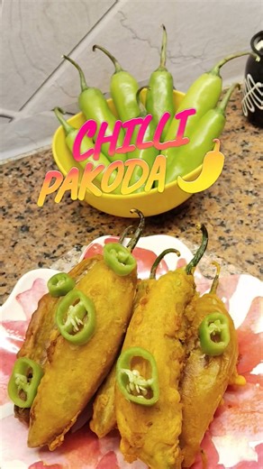 Chilli Pakoda| Mirchi vada recipe #shorts #mirchiVada #easyrecipe #ytshorts #mirchibhajiya