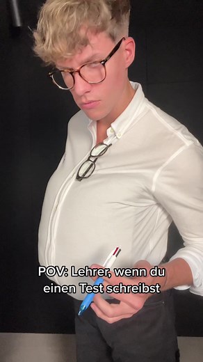 POV: Lehrer, wenn du einen Test schreibst