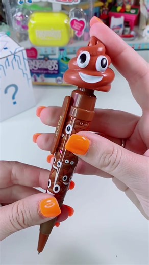 💩 farting 🖊! #farting #emoji #sounds #asmr #funny #pranks