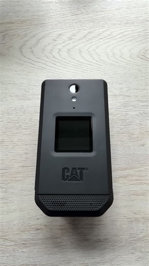 The not so hidden design differences between the Cat S22 Flip and Nokia 2780 Flip #tech #digitaldetox #minimalist #intentionalliving #mobile