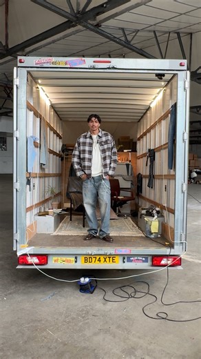 New jeans, new energy, all thanks to the BDG denim therapist! | Urban Outfitters Europe