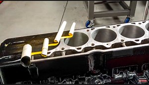 The Time Lapse Payoff Of The 4.6L Jeep Engine Build Is Here