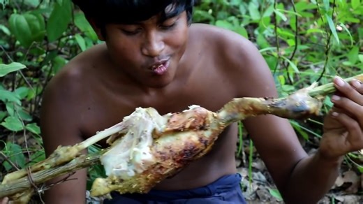 How To Catch And Cook Wild Chicken For Food By Ancient Skills