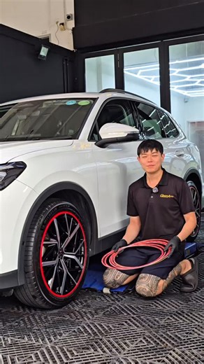 The highly requested Metal Alloy Rim Protector is HERE! Available in 15”-21”, 🖤🤍🩶💛❤️. 💎 Crafted with high-grade aluminium metal alloy for maximum performance 💎 Up to 95% superior protection against curb rash and scratches. 💎 Refined aesthetic finish to complement any wheel design, or use it to conceal existing curb rash and damages. 💎 Save money on expensive wheel repairs Available Colors: 🖤Black 🤍White 🩶Siver ❤️Red 💛Yellow Price from $95.00/ set (4 pieces) Includes installation Avai