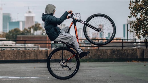 C100 bike check and first ride impressions