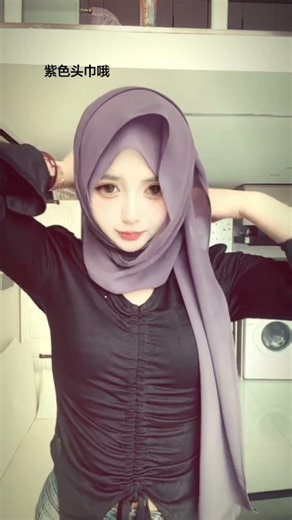 Easy Hijab Tutorial 💕 | Simple & Natural Scarf Style