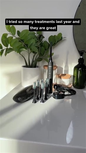 Tired of Your Regular Toothbrush Not Performing? Discover The AquaSonic Toothbrush Collection, Designed to Transform Your Oral Care Routine. ✨ Why Choose Us: ✅ Accepted By ADA (American Dental Association) ✅ Trusted By 2,500,000 Customers ✅ 1 Year Product Warranty ➡️ Shop Now And Upgrade Your Oral Care Routine Today! | AquaSonic