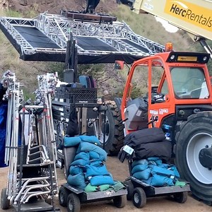 10K views · 342 reactions | “The Foam Box” is a new lightweight, comfortable, durable foam, won’t scratch floors, good in any weather and can support hundreds of pounds! Dimensions: 9″x 12″x 18″ Learn more at https://www.gripsupportstore.com/products/the-foam-box?_pos=1&_sid=5aa8ad0a3&_ss=r | Grip Rigs | Facebook