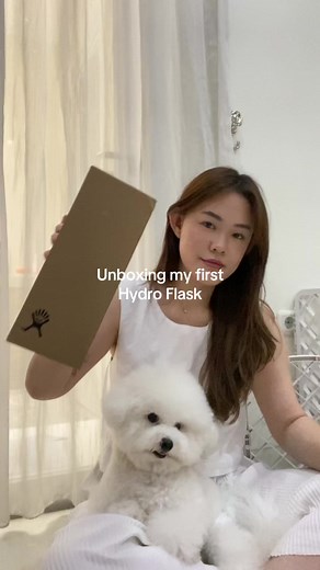 Unboxing Hydro Flask with Cuppy: Emotional Support Bottle Haul