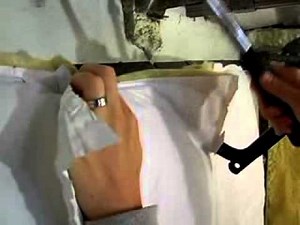 Installation d'une couverture isolante pour porte de garage