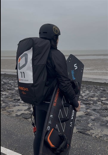Lightwind Kitesurfing Adventure at Home