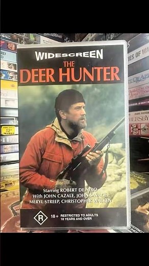 Like if you’ve seen it! 👍 #TheDeerHunter 1977 #VHS #RobertdeNiro #merylstreep #christopherwalken