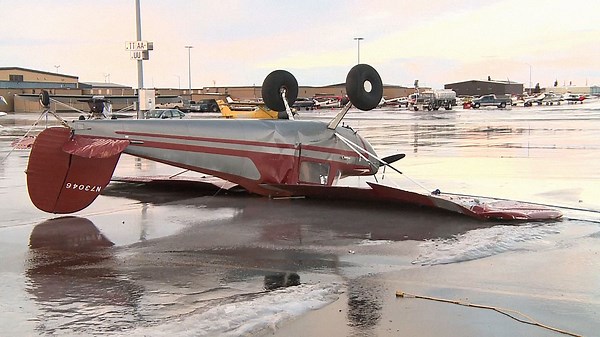 Anchorage, Alaska hit by hurricane-force winds, structures damaged across city