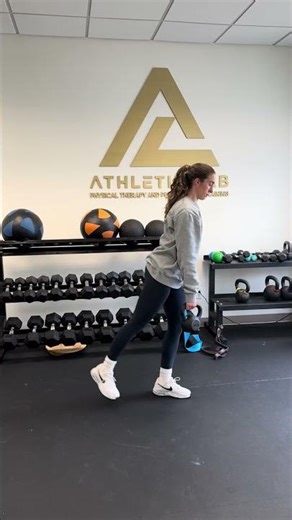 Single Leg RDL (weight in opposite hand)