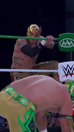 Rey Fenix: ESPECTACULAR 🔥