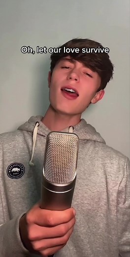 Elliot James Reay Singing Suspicious Minds Cover