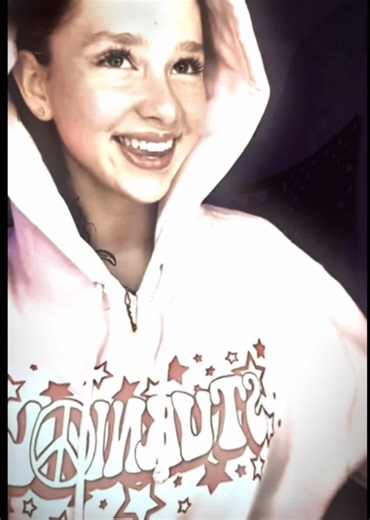 @mia bloom 🪩 #miabloom #exit #viral #edit #repost #share #aesthetic #fyp #love #pretty