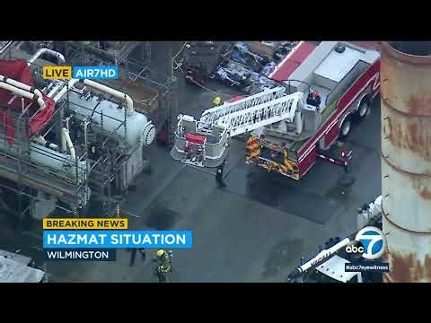 4 hospitalized after hydrogen sulfide leak at Wilmington refinery