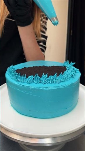 Blue Velvet Cookie Monster Cake 🍪💙 #shorts