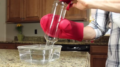 Harness the Power of Steam with This Vacuum Experiment
