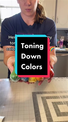 Buttercream Color Mixing Tutorial for Cake Decorating