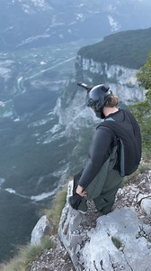 Not very skilled #flying #skydiver #iloveskydiving #adventure #skydivinggram #freefall #extremesports #parachute #fly #skydive #skydiving #scary #skydivegram #sky #sky #jointheteem #adrenaline #skydivers #freefly #jumping #love #jumpsuit #gopro #cute | The Captain