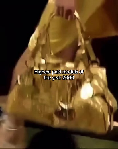 The higest paid models of the year 2000 #fyp #fashion #runway