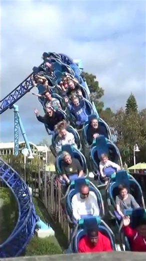 The FUN First Turns of Manta at SeaWorld San Diego