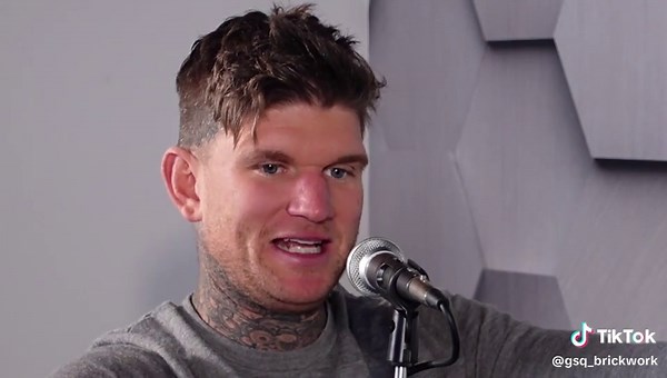 Success leaves clues. Success is never linear. Hodcast shares stories of our journey’s. Our first conversation is with @Charlie Collison Brand new podcast drops Tuesday 8th April on all socials. @Site Ready Solutions #bricktok #fyp #bricklaying #construction #skills #brickwork #apprentice #bricklayer #jobs #supertrowel #training