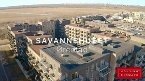 SAVANNEHUSET ☀️🌾 234 lejeboliger, med første parket til Fælleden – vi har få tilbage! 🔗 https://housingdenmark.com/da/projects/project/16/savannehuset Lejlighederne indholder gulvvarme, minimum én altan pr. bolig, egetræsgulve fra Junckers, Invita køkken. Vælg mellem 2,3 eller 4 værelses lejligheder. Kvadratmeter og priser fra ⬇️ 70 m² - 109 m² 10.600 DKK - 14.700 DKK / md. | Housing Denmark