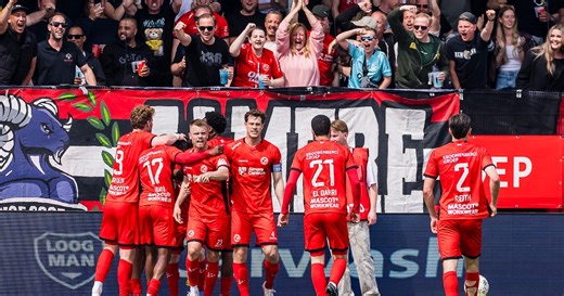 Almere City wint ook thuis van FC Den Bosch en mag blijven dromen van terugkeer naar eredivisie