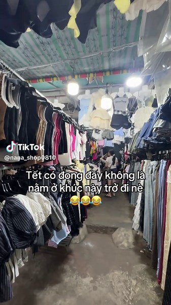 Sóp mở đón chào các người đẹp tại Chợ Hạnh Thông Tây