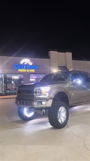 No caption needed #fts #zl1s #fordsfinest #f150 #paintmatch