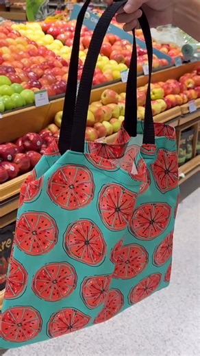 Looking for the easiest grocery tote bag sewing tutorial?🎥 Watch NOW on my YouTube channel ⭐️ In this video, I’ll show you step-by-step how to sew a reusable grocery bag that’s beginner-friendly, durable, and stylish. You’ll learn how to cut your fabric, assemble the tote, and finish it with a professional French seam so there are no raw edges inside your bag. Whether you’re brand new to sewing or looking for a quick weekend project, this tutorial is perfect for you. French seams aren’t just fo