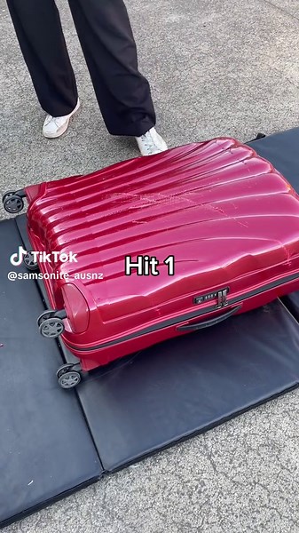 Samsonite 3 - power tools 0 When it comes to power tools, we are winning. The C-Lite suitcase collection is made from Curv which is light and incredibly strong... and it shows! Looking forward to our next challenge.