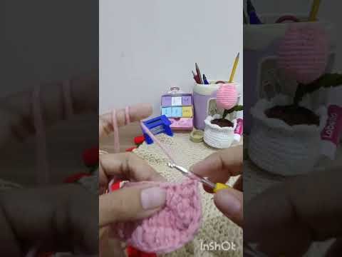 Crochet drawstring pouch tutorial | Stitches and Knots DIY by Ayna Fathima | #crochetting