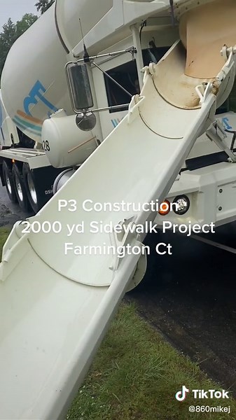 Brand New Oshkosh Concrete Mixer Unveiled at Farmington: A Closer Look