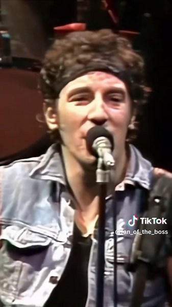Born to Run - Toronto 1984 #brucespringsteen #springsteen #estreetband #toronto #ontario #1984 #music #concert #musictok #livemusic #foryou #foryoupage #fyp