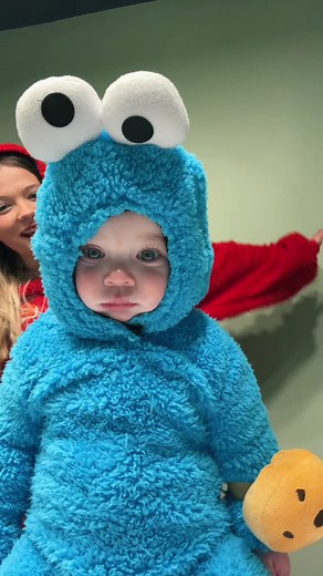 Adorable Elmo Costume Ideas for Your Baby's First Halloween